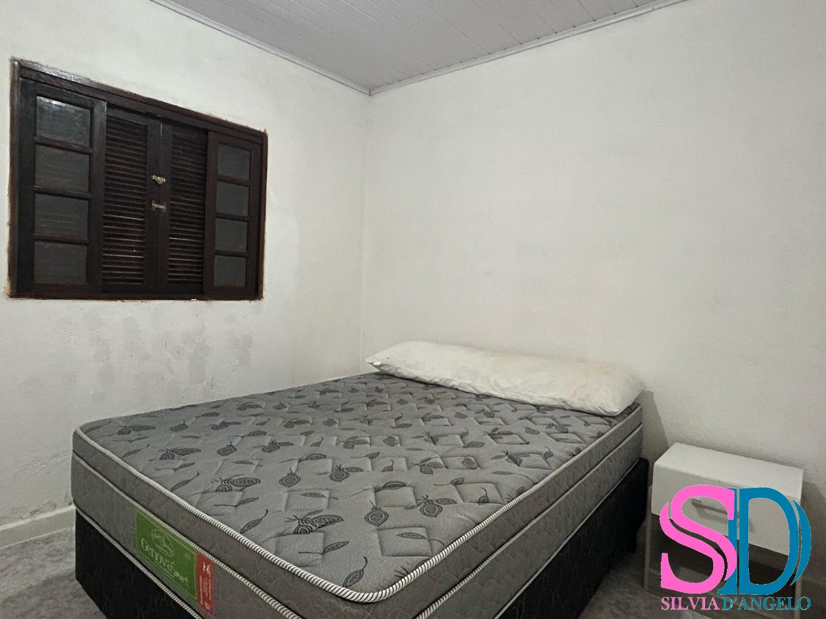 Casa para alugar com 2 quartos, 80m² - Foto 12