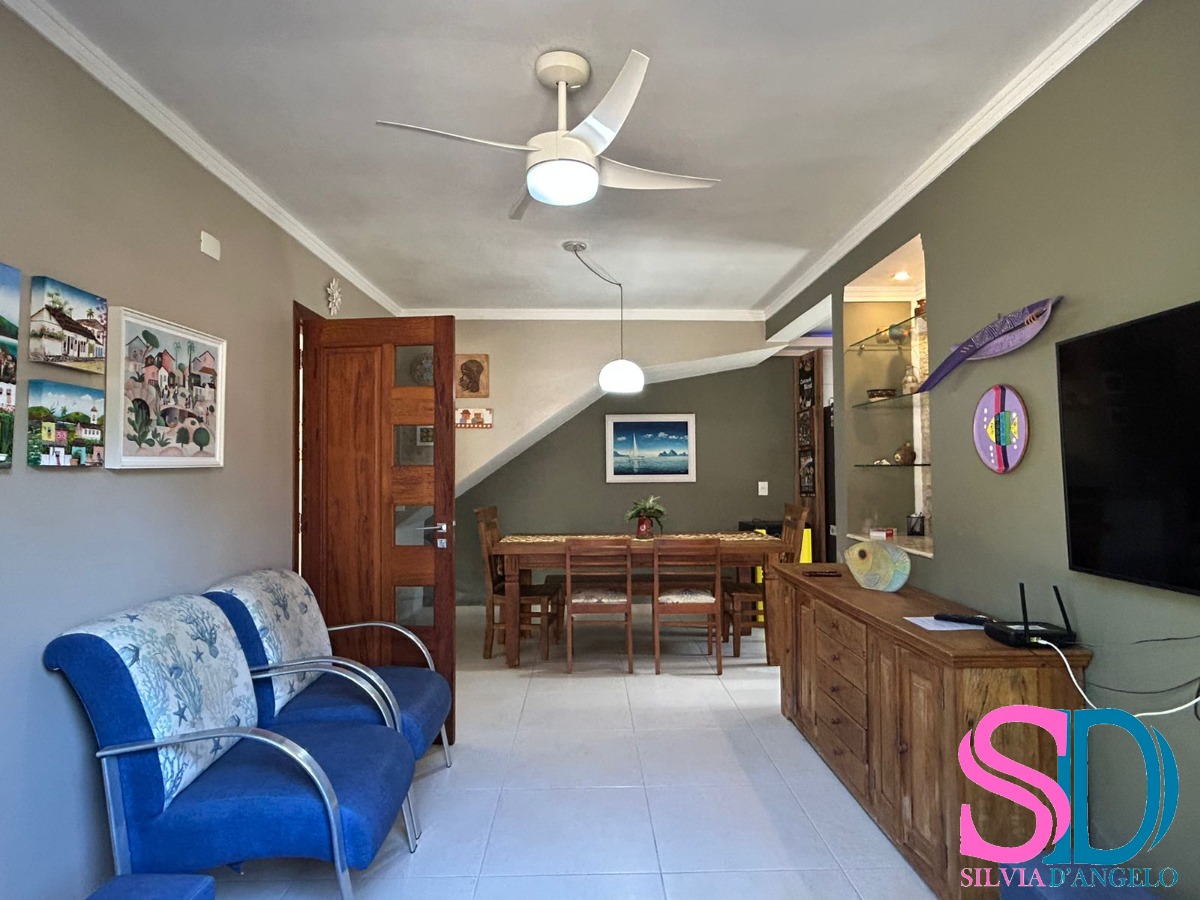 Casa de Condomínio à venda com 3 quartos, 109m² - Foto 1