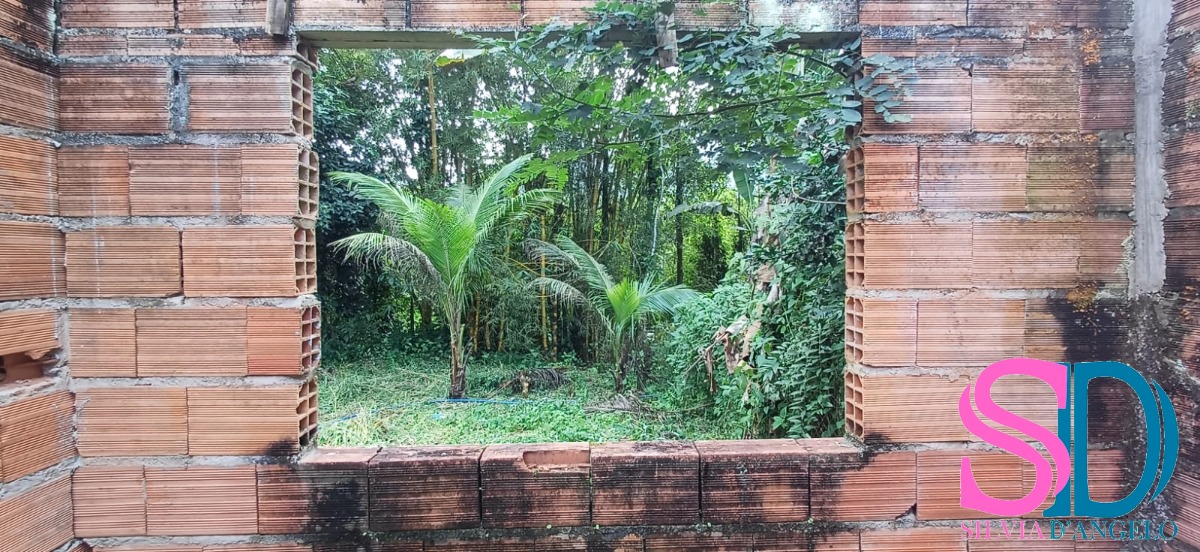 Casa à venda com 2 quartos, 60m² - Foto 9