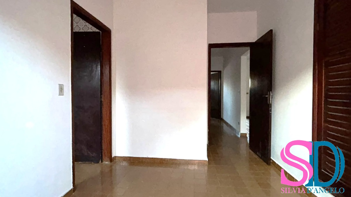 Casa, 5 quartos, 144 m² - Foto 13